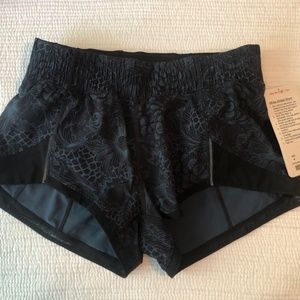 Lululemon Miles Ahead Short Nouveau Mach Blue 4